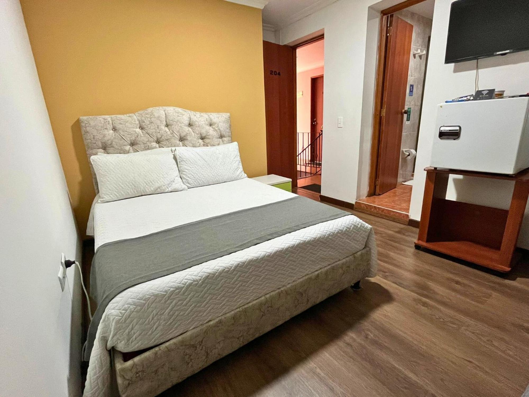 Ayenda 1032 Titas House Hotel Bogota Luaran gambar