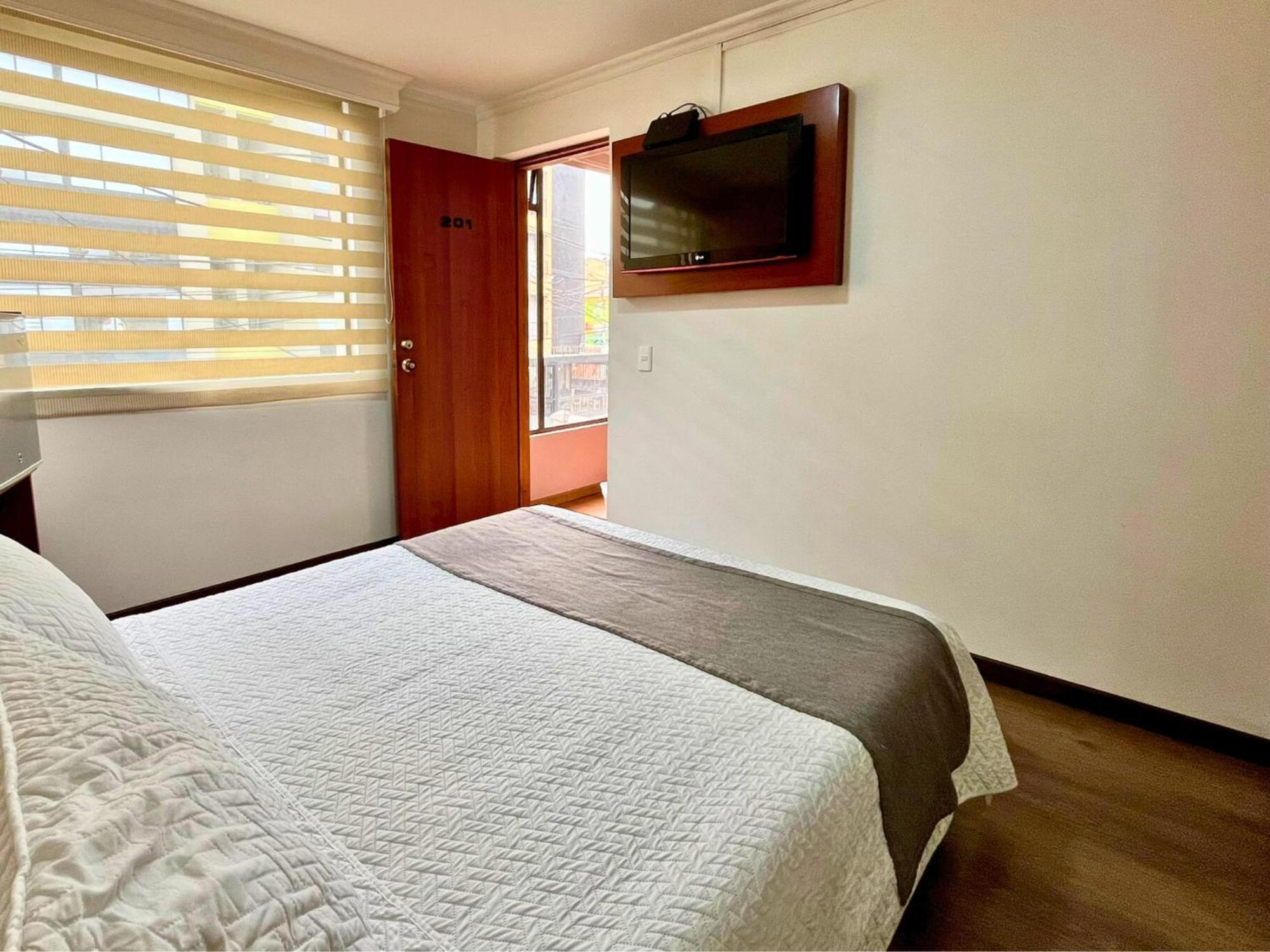 Ayenda 1032 Titas House Hotel Bogota Luaran gambar